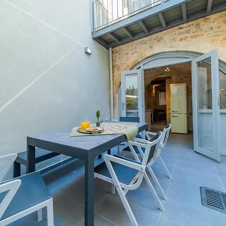 Dimitrios Old Town ريثيمنو