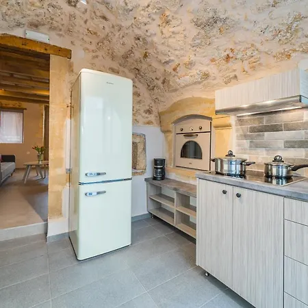 Dimitrios Old Town شقة *